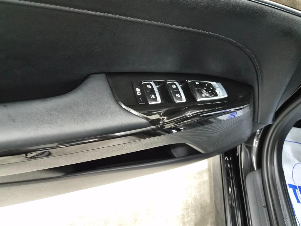 Kia K5 — photo 12