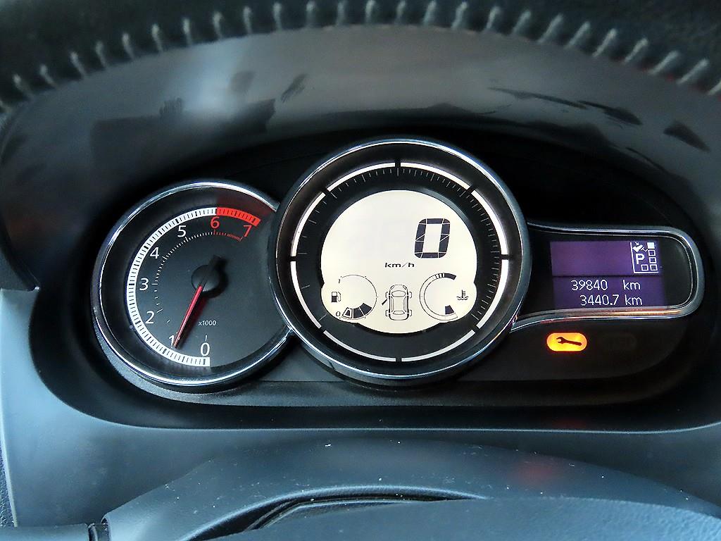 RENAULT SM3 — photo 09
