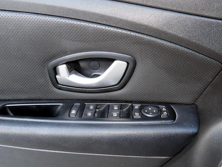 RENAULT SM3 — photo 11