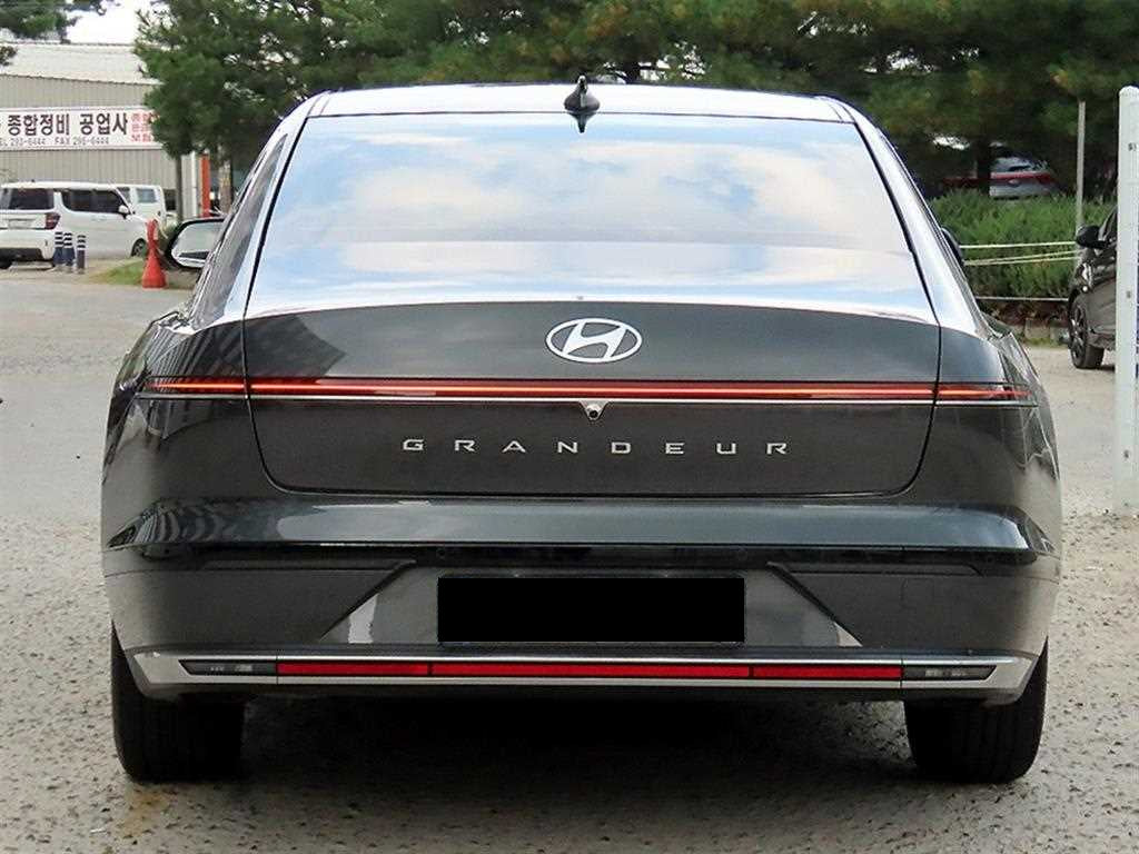 Hyundai Grandeur — photo 04