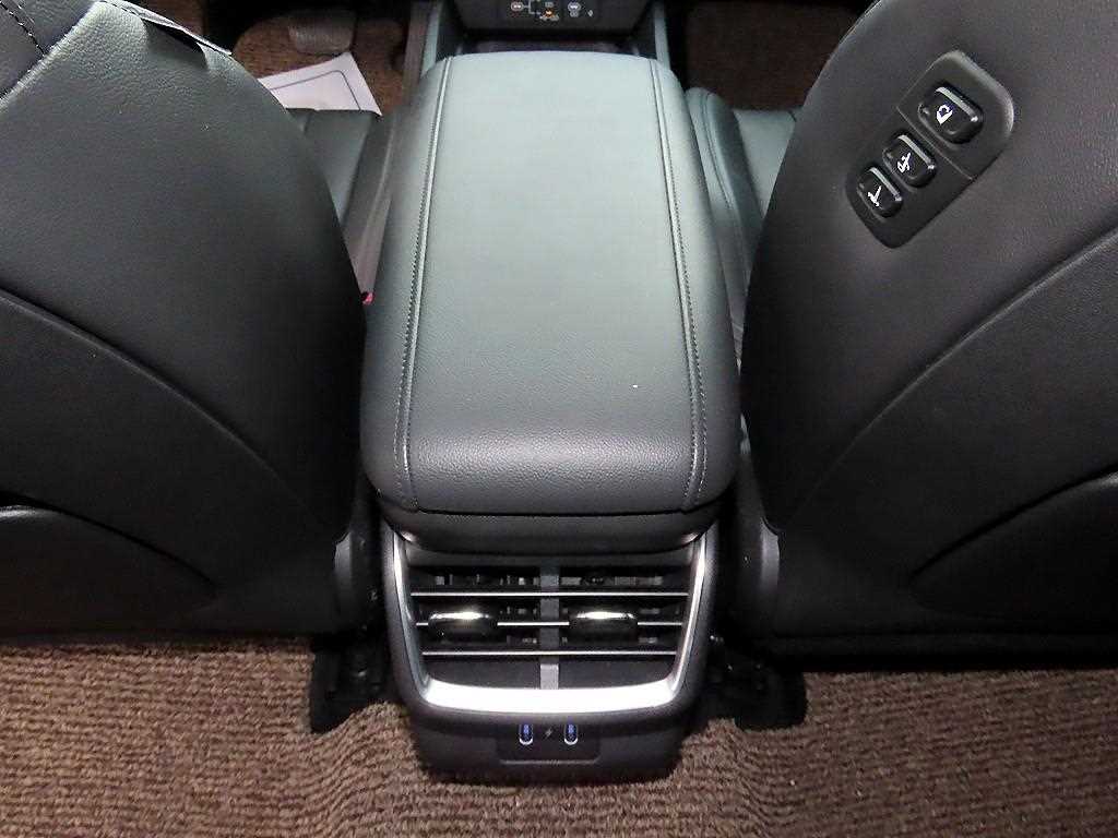 Hyundai Grandeur — photo 16