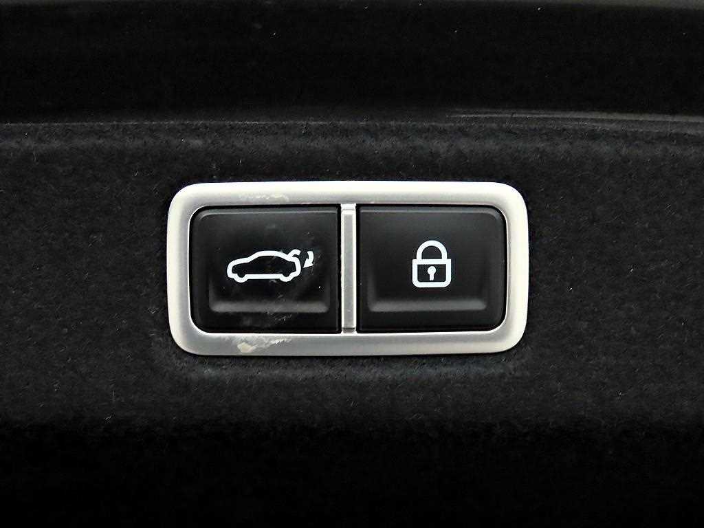 Hyundai Grandeur — photo 17