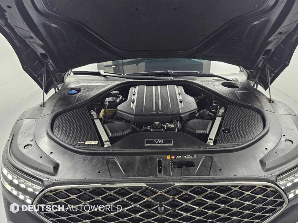 Genesis G90 — photo 06