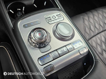 Genesis G90 — photo 09