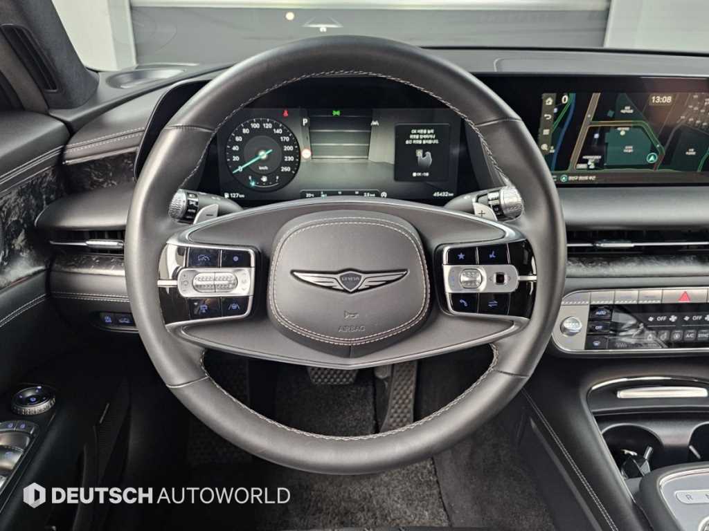 Genesis G90 — photo 13