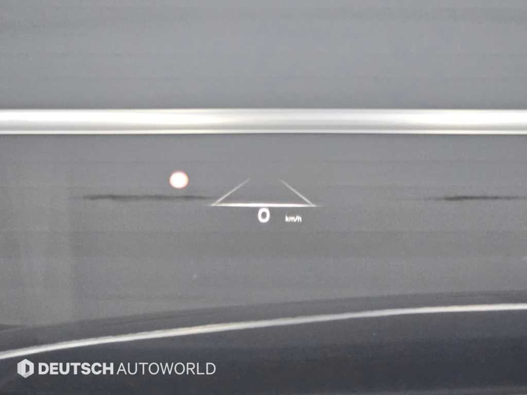 Genesis G90 — photo 17