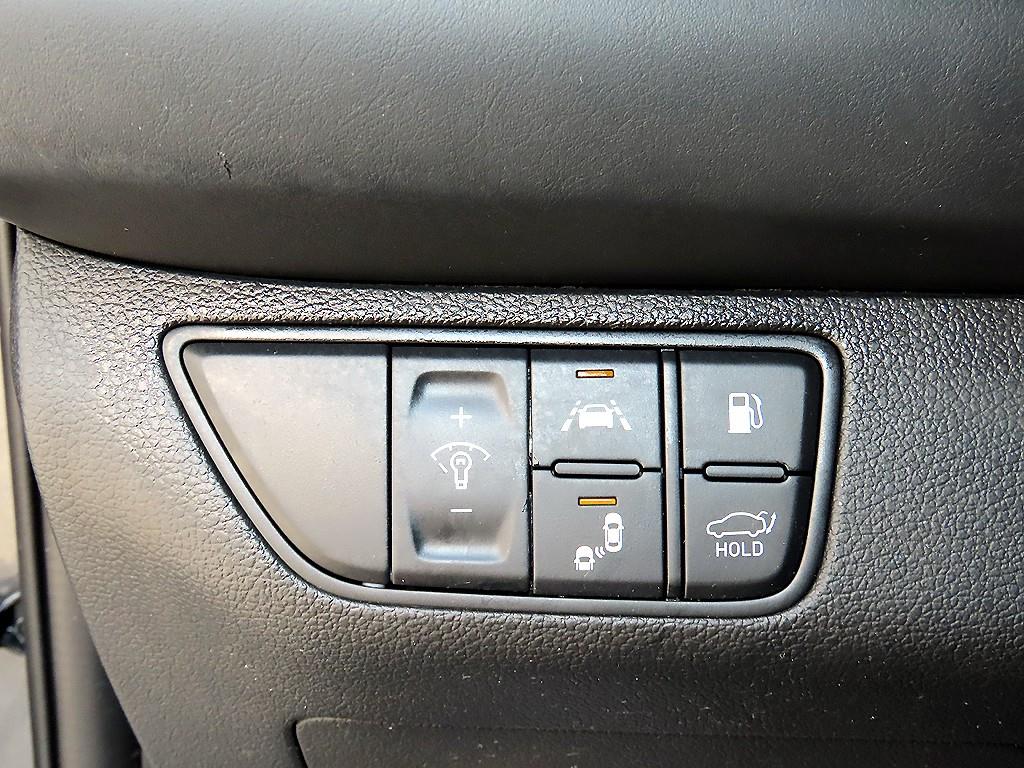 Genesis G70 — photo 12