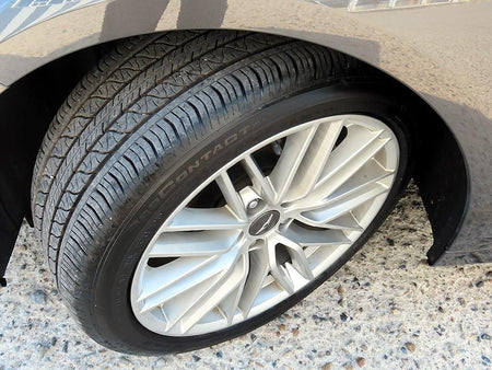Genesis G70 — photo 20