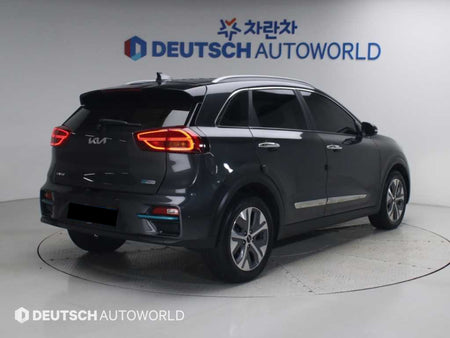 Kia Niro — photo 02