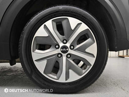 Kia Niro — photo 05