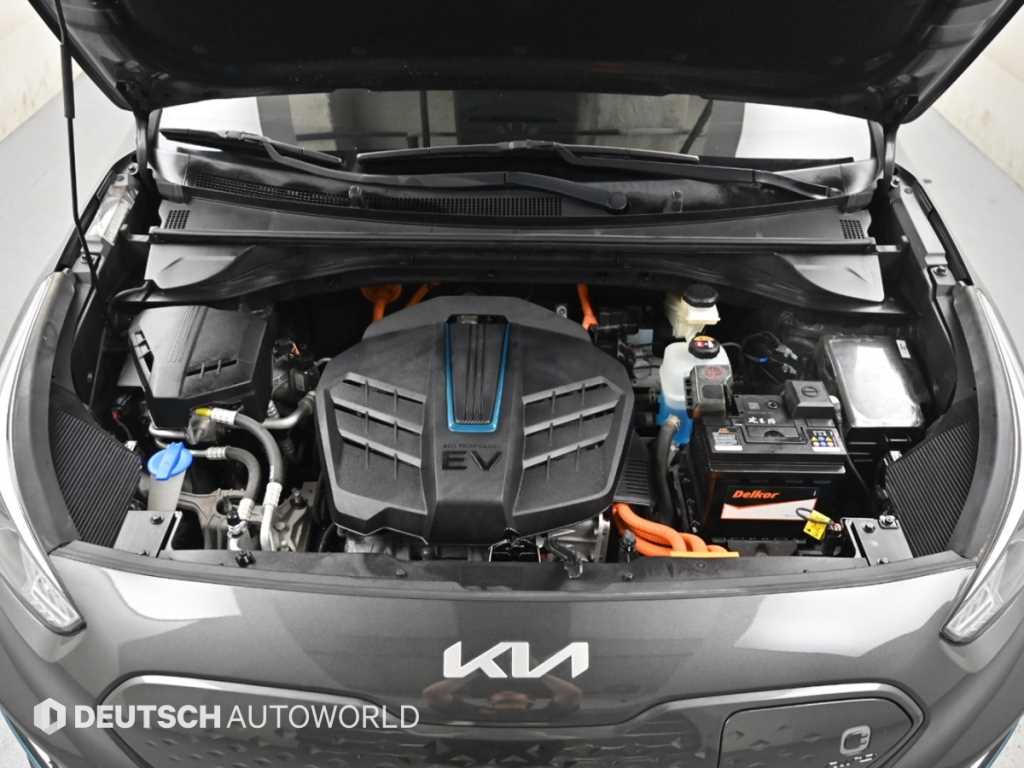 Kia Niro — photo 06