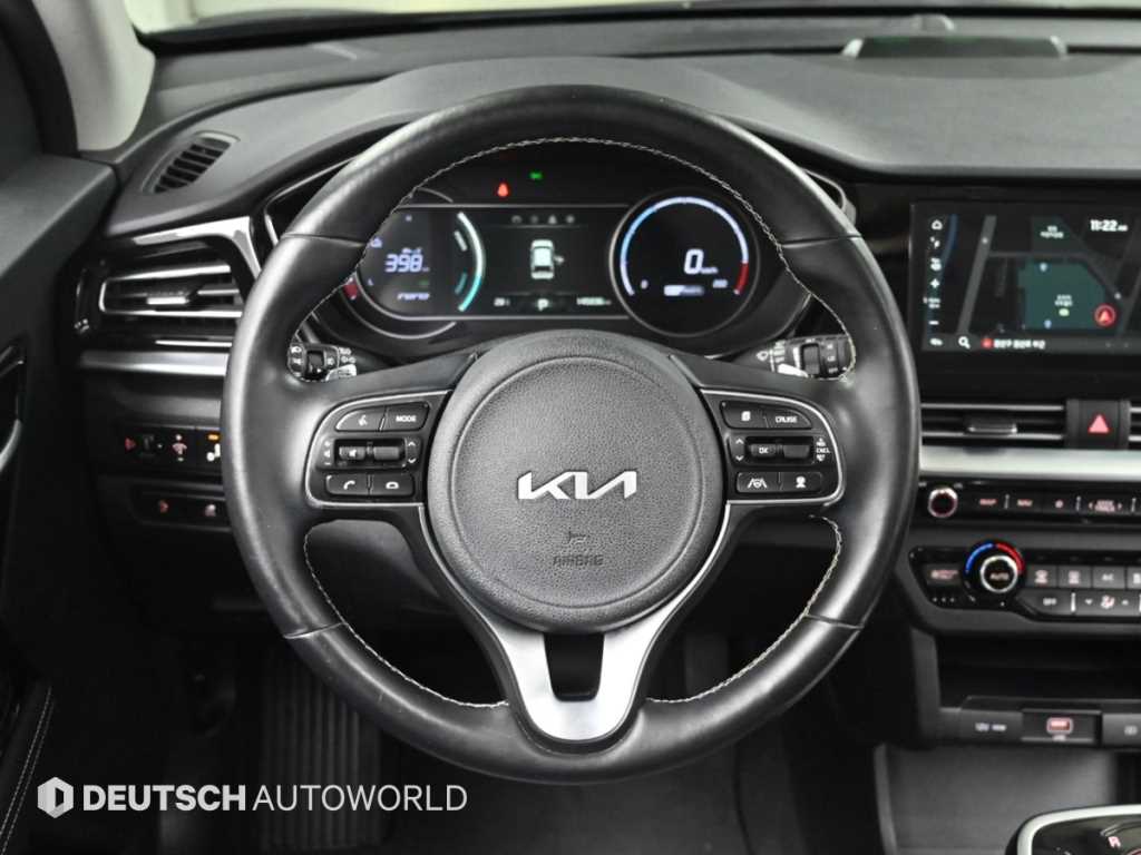 Kia Niro — photo 13