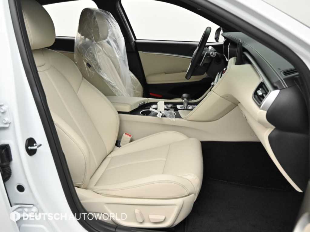 Genesis G70 — photo 10