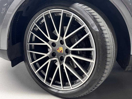 Porsche Cayenne — photo 04