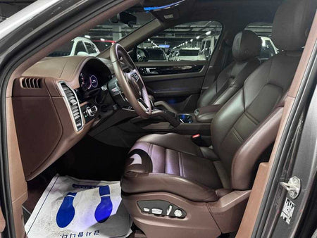 Porsche Cayenne — photo 05