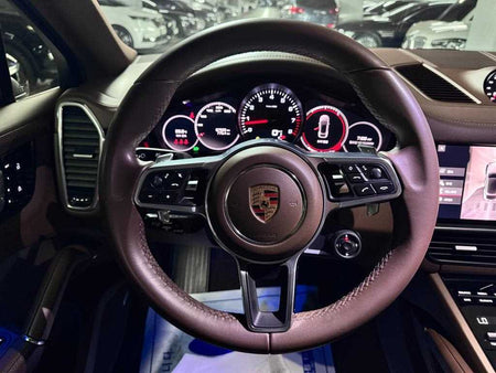 Porsche Cayenne — photo 08