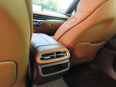 Genesis G80 — photo 08