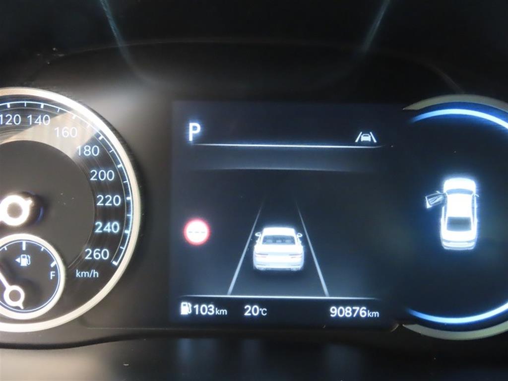 Genesis G80 — photo 12