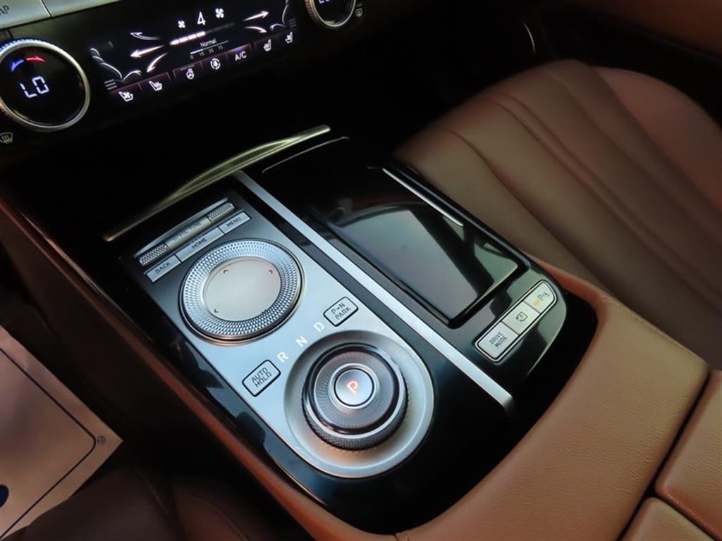 Genesis G80 — photo 16