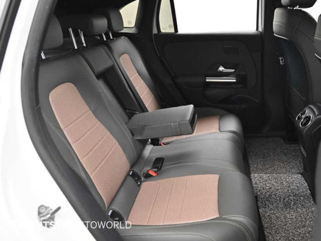 Mercedes-Benz EQA — photo 12
