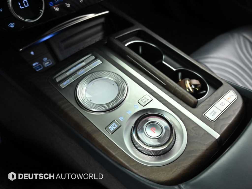 Genesis G80 — photo 10