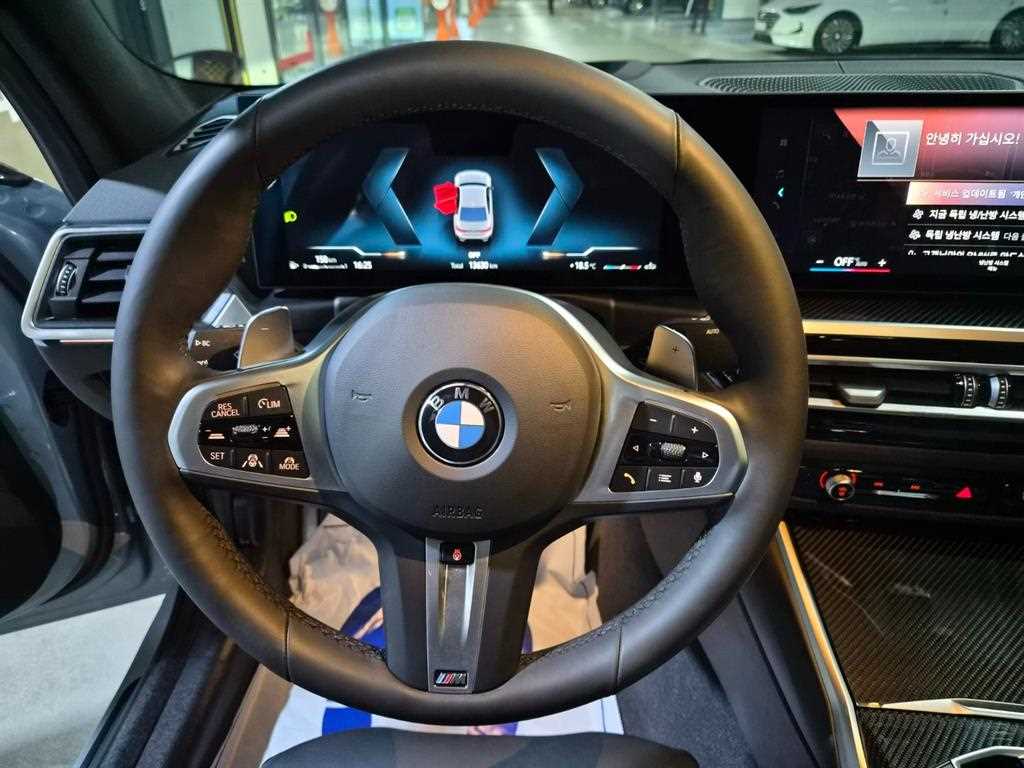 BMW 3-Series — photo 08