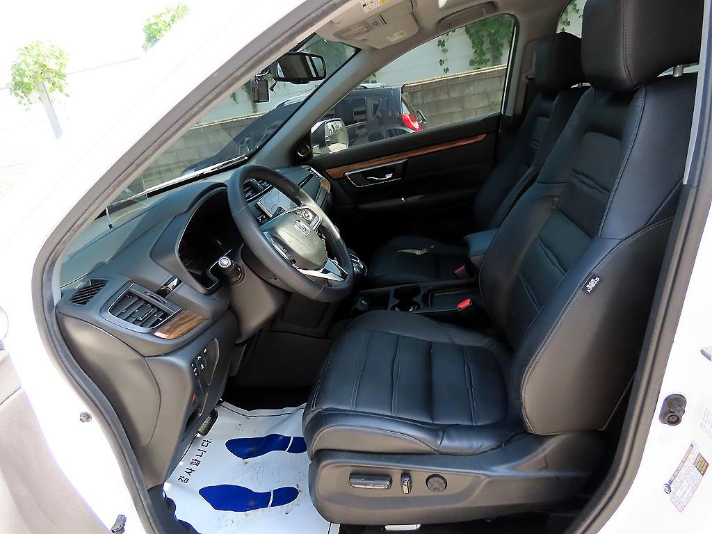 Honda CR-V — photo 05