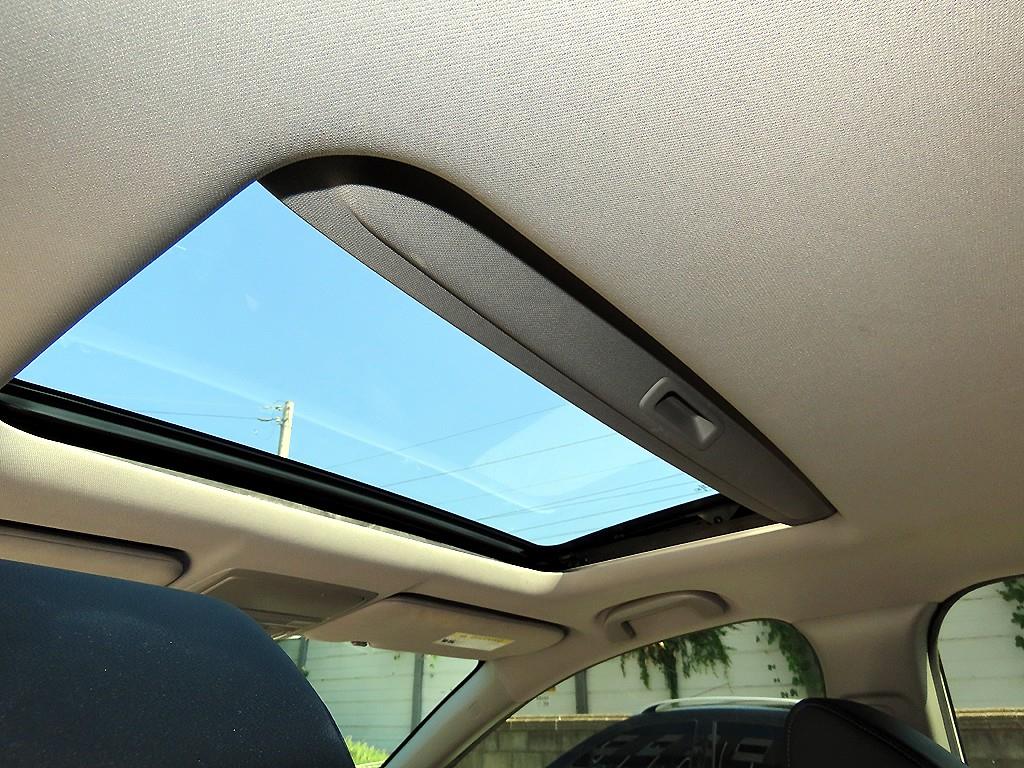Honda CR-V — photo 16