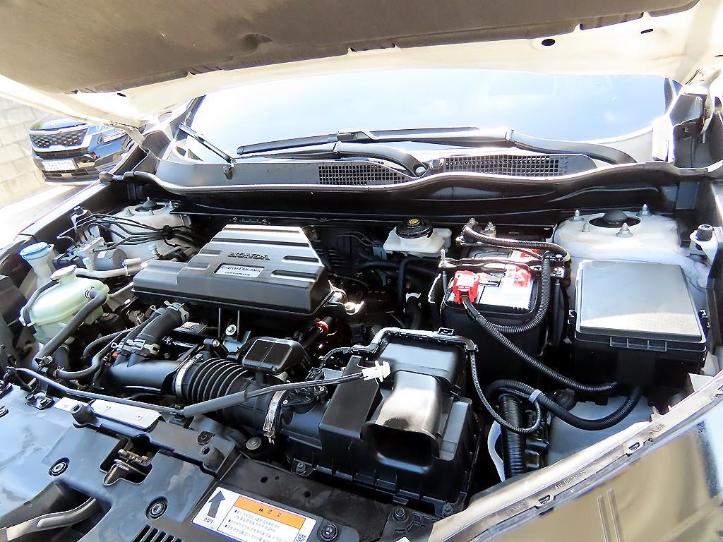 Honda CR-V — photo 19