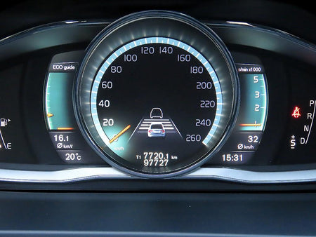 Volvo S60 — photo 09