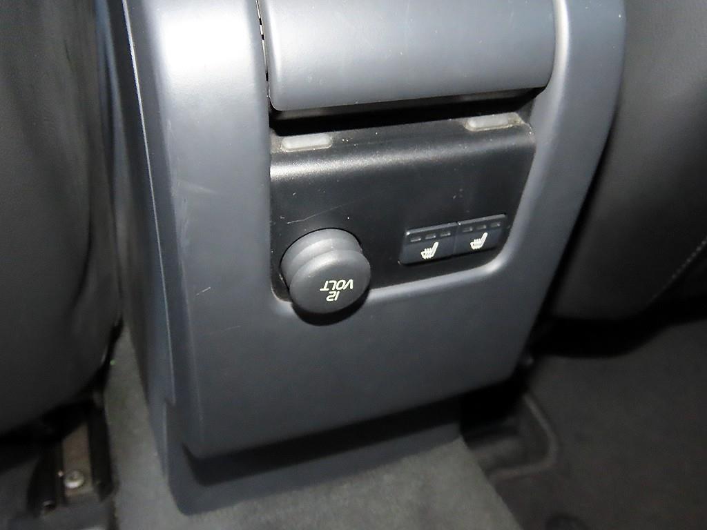 Volvo S60 — photo 17