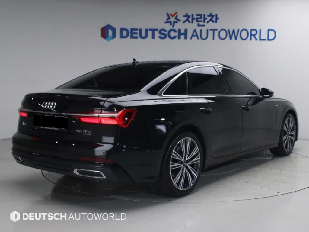 Audi A6 — photo 02