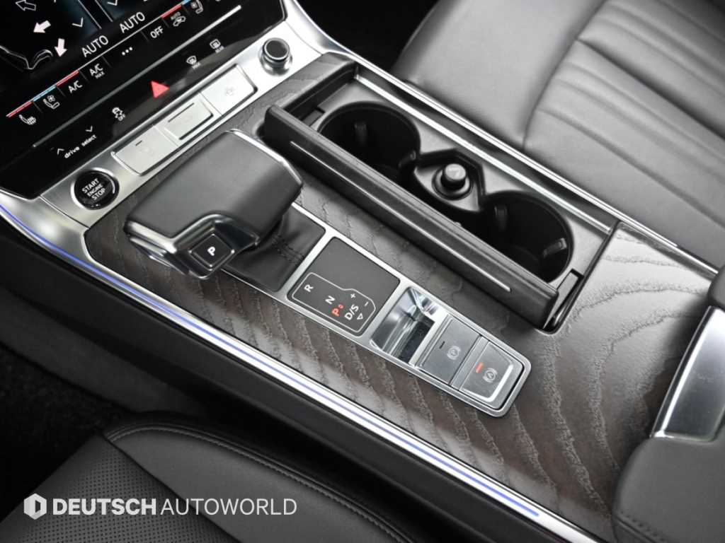 Audi A6 — photo 09