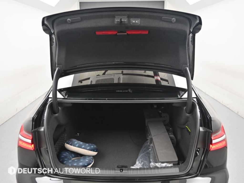 Audi A6 — photo 19
