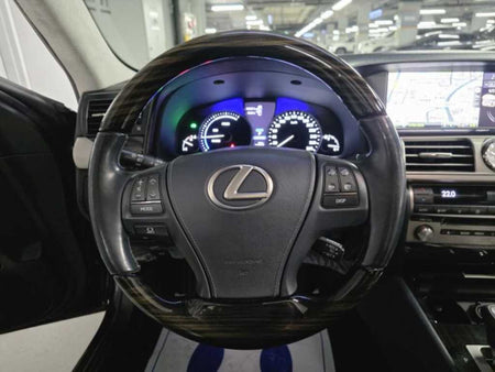 Lexus LS — photo 06