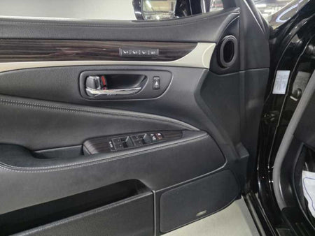 Lexus LS — photo 08