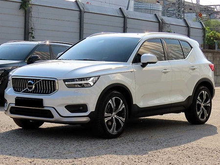 Volvo XC40 — photo 02