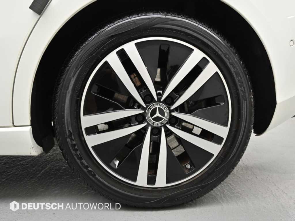 Mercedes-Benz A-Class — photo 05