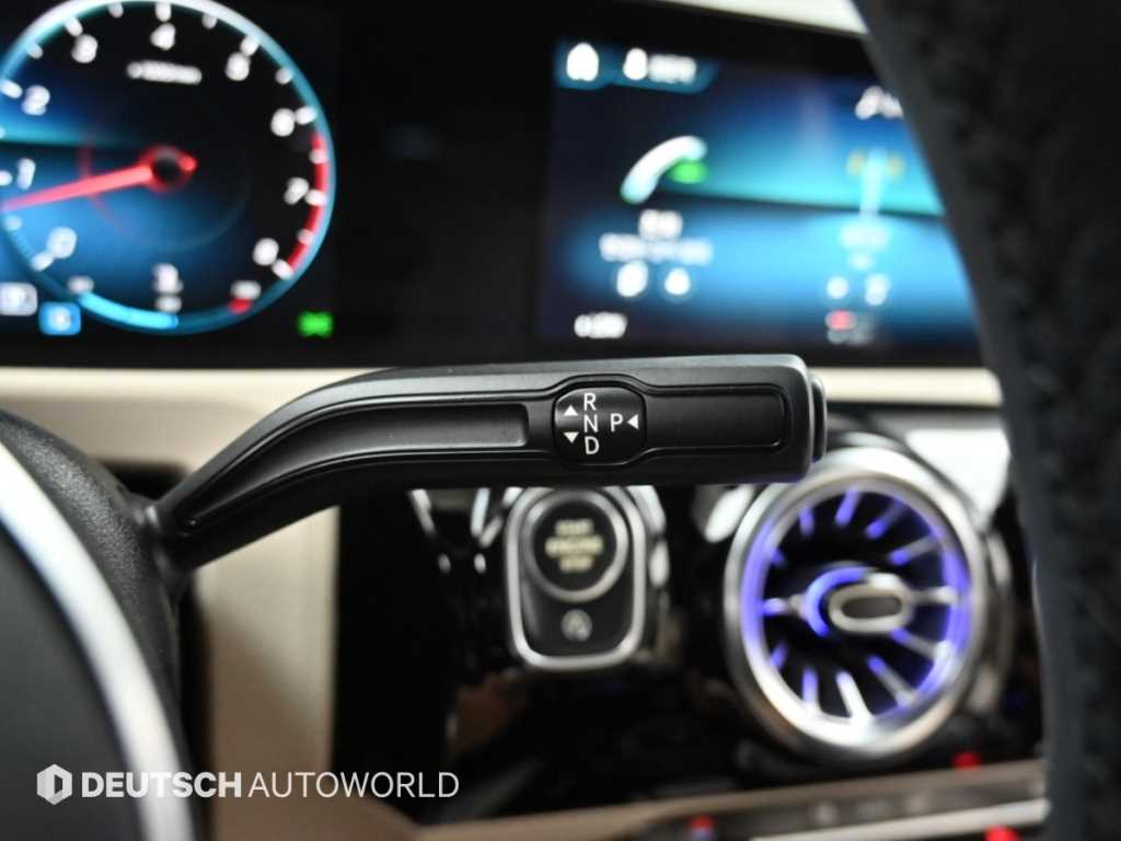 Mercedes-Benz A-Class — photo 09