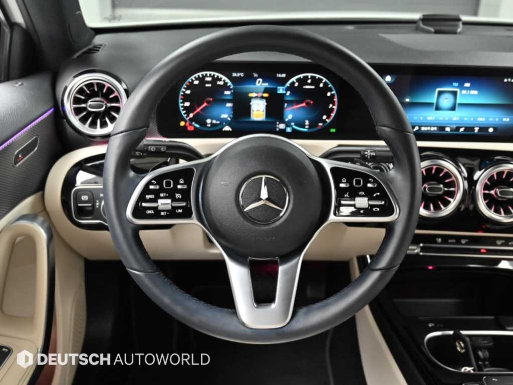 Mercedes-Benz A-Class — photo 13