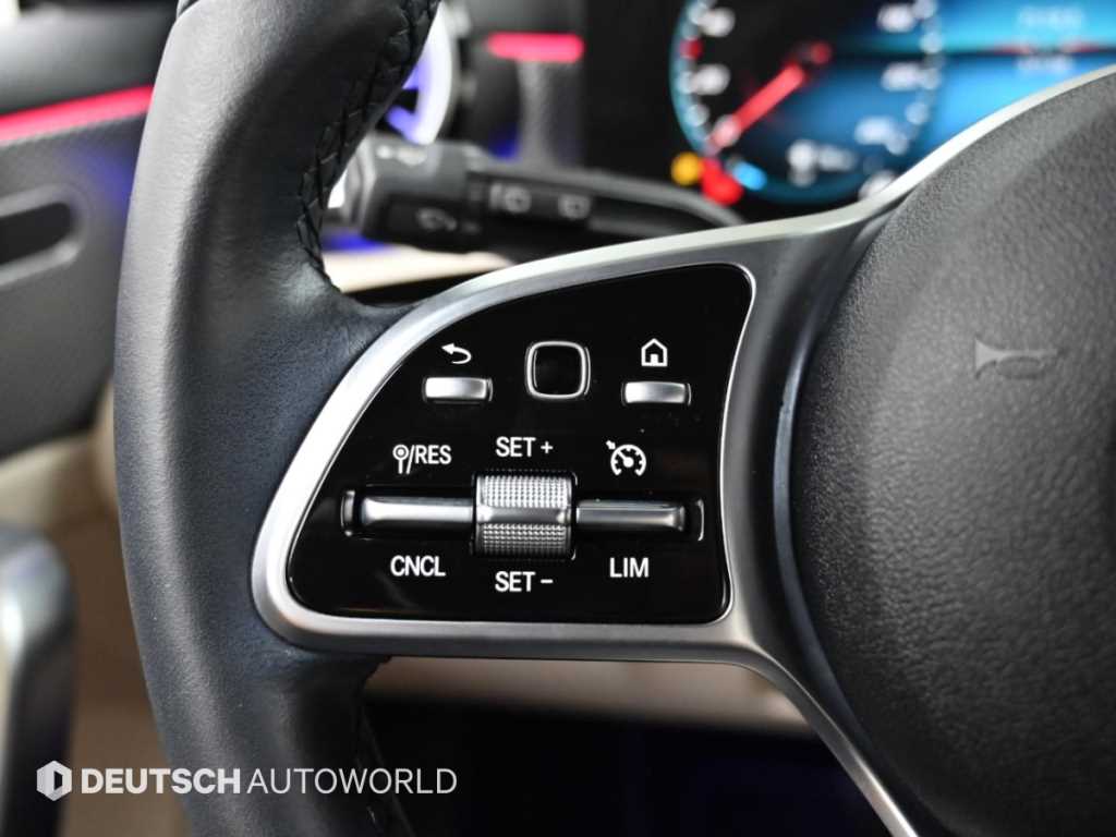 Mercedes-Benz A-Class — photo 17