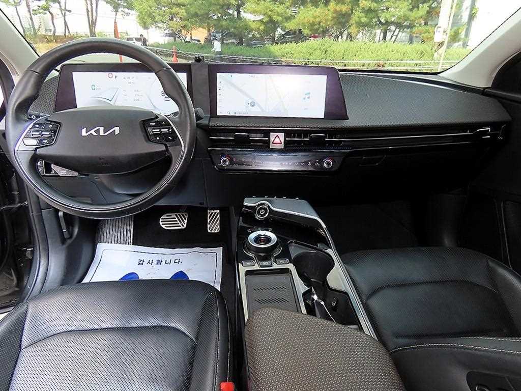 Kia EV6 — photo 07