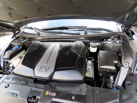 Kia EV6 — photo 19