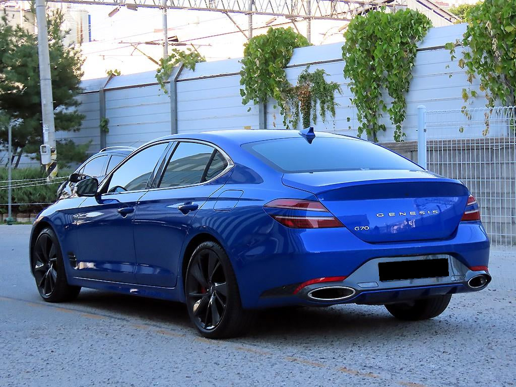 Genesis G70 — photo 03