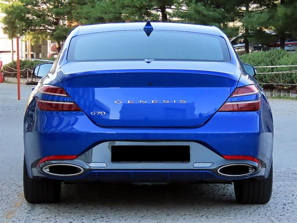 Genesis G70 — photo 04