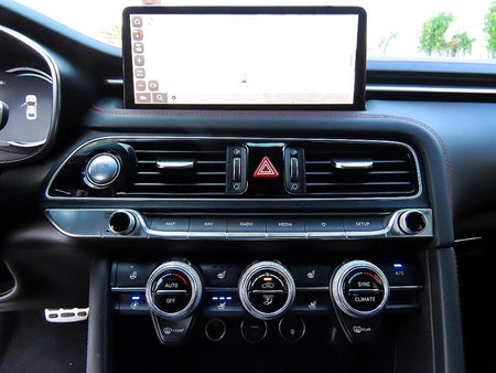 Genesis G70 — photo 13