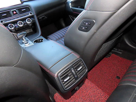 Genesis G70 — photo 16