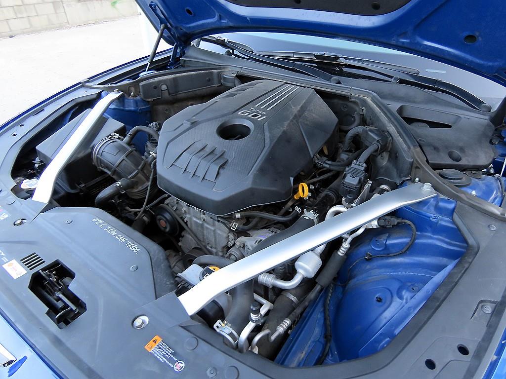Genesis G70 — photo 19