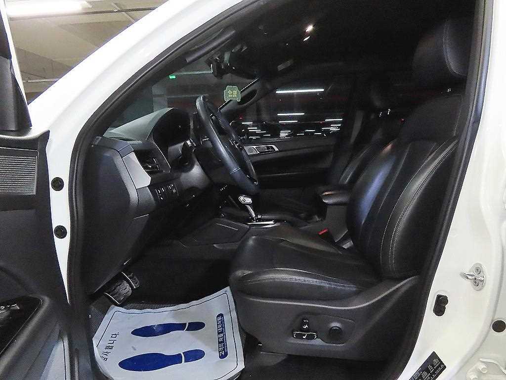 KGM Rexton — photo 06