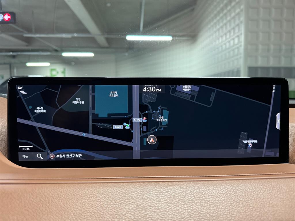 Genesis G80 — photo 13